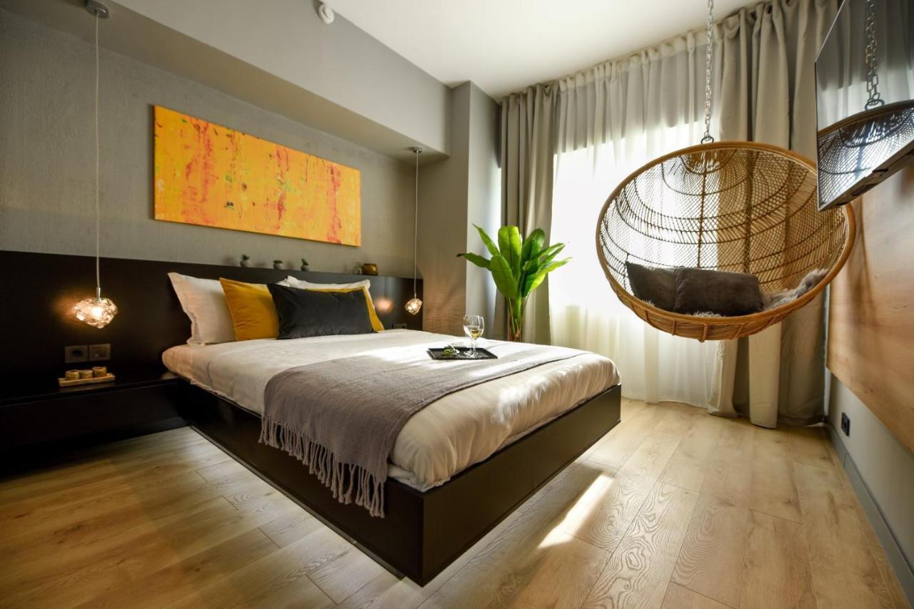 Luxury Apartment Near Radisson Hotel - Wall Projector & Modern Design Букурещ Екстериор снимка