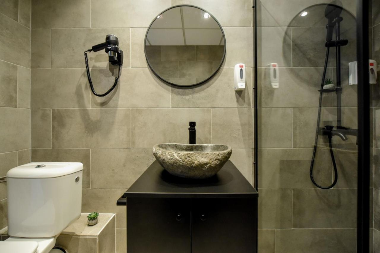 Luxury Apartment Near Radisson Hotel - Wall Projector & Modern Design Букурещ Екстериор снимка